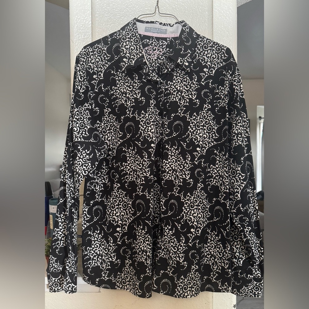 Foxcroft Black and White Button Down Shirt wrinkle free shaped fit